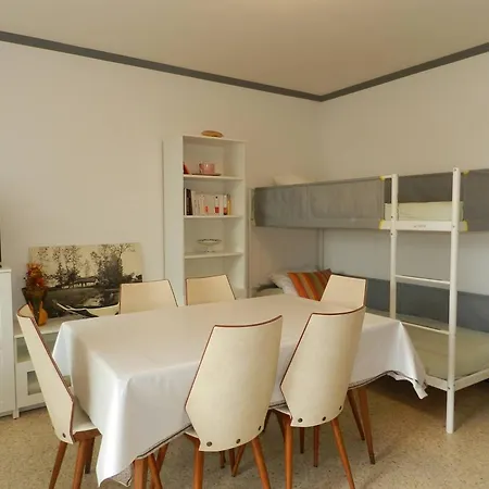 Bormes-les-mimosas, 2 Pieces, 4 Personnes - Fr-1-251-604 *